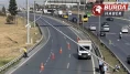 Büyükçekmece’de şiddetli rüzgardan aydınlatma direği yan yattı.
