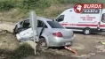 İzmit’te otomobil ile belediye otobüsü çarpıştı: 3 kişi yaralandı