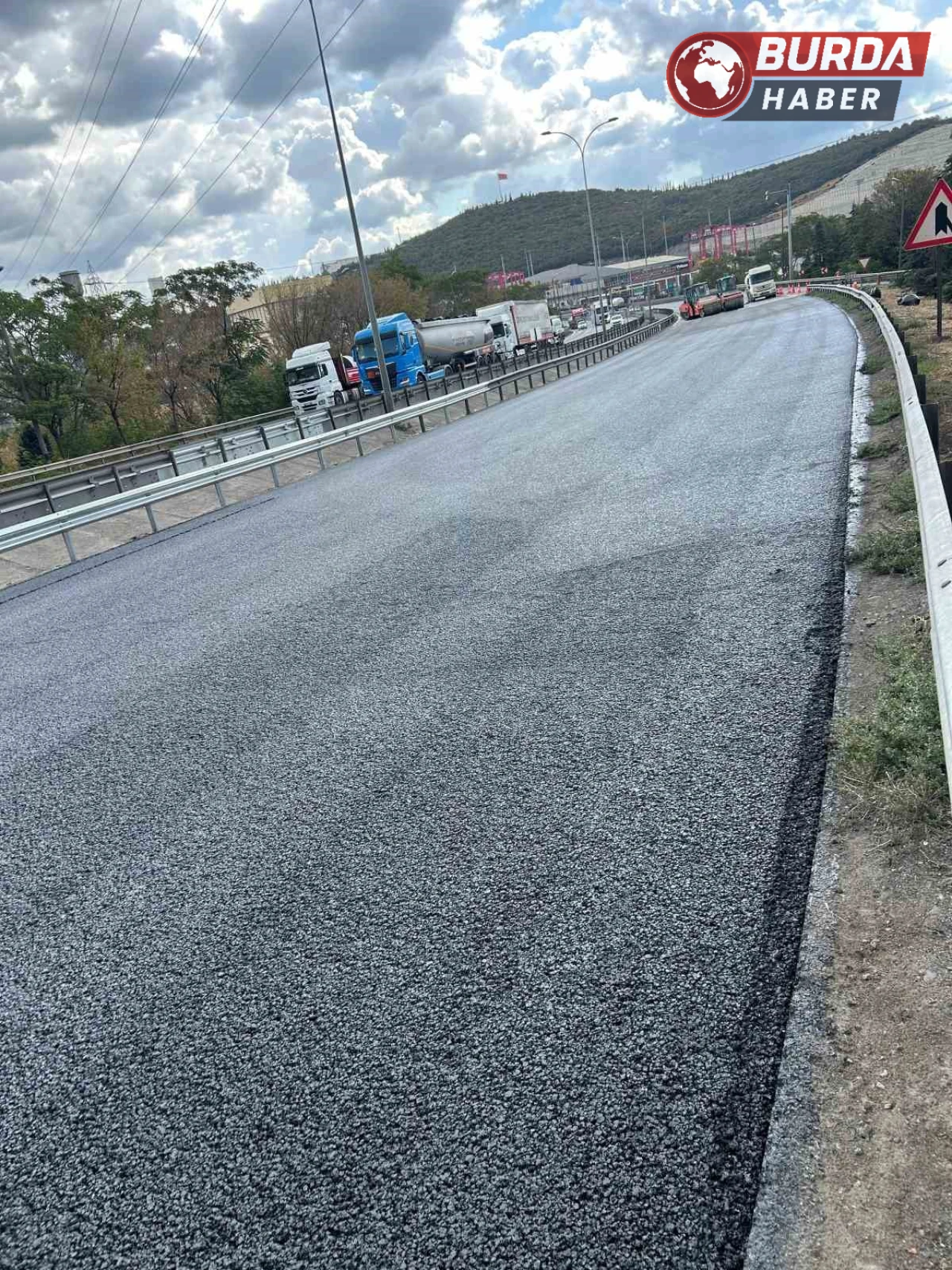 Çelik üreticisi Tosyalı, cüruftan asfalt üretti.