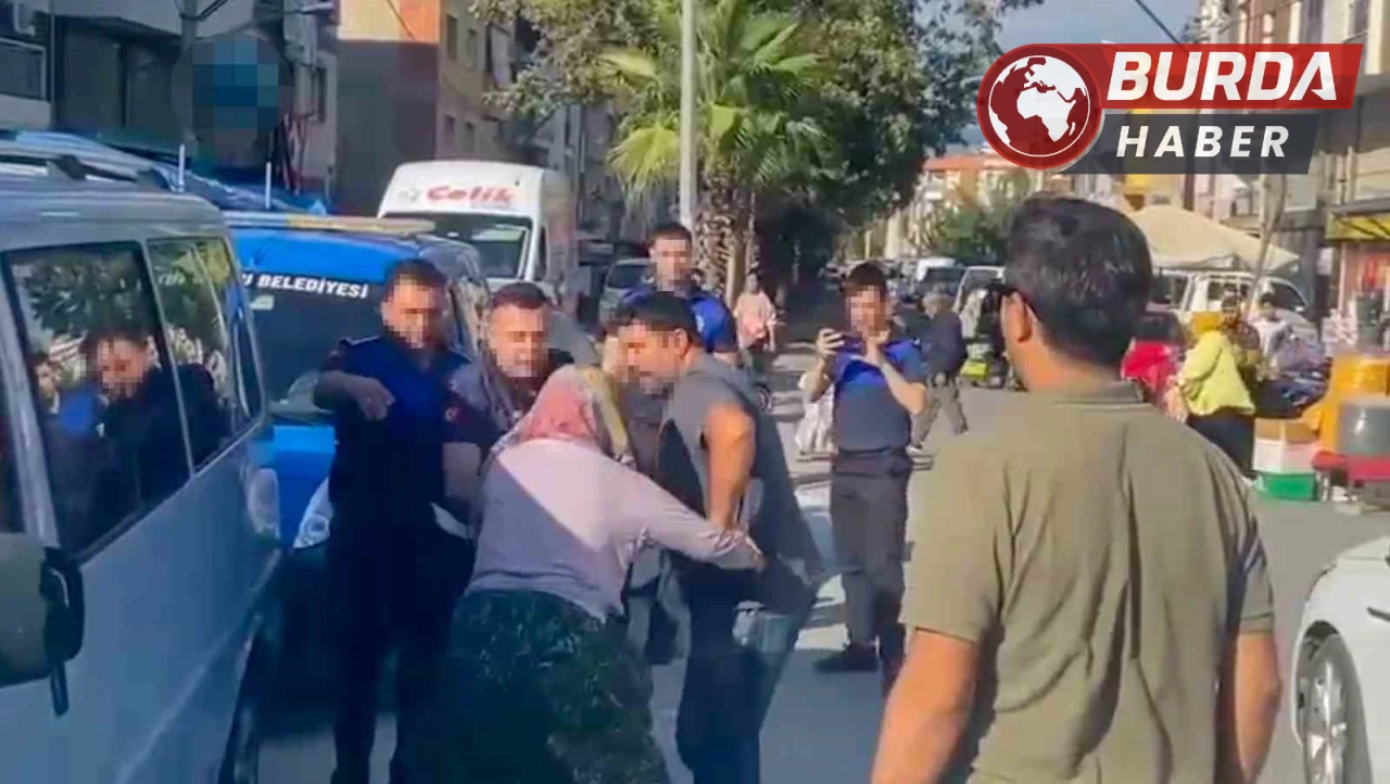 Pazar yerinde seyyar satıcı kadına zabıtadan orantısız güç
