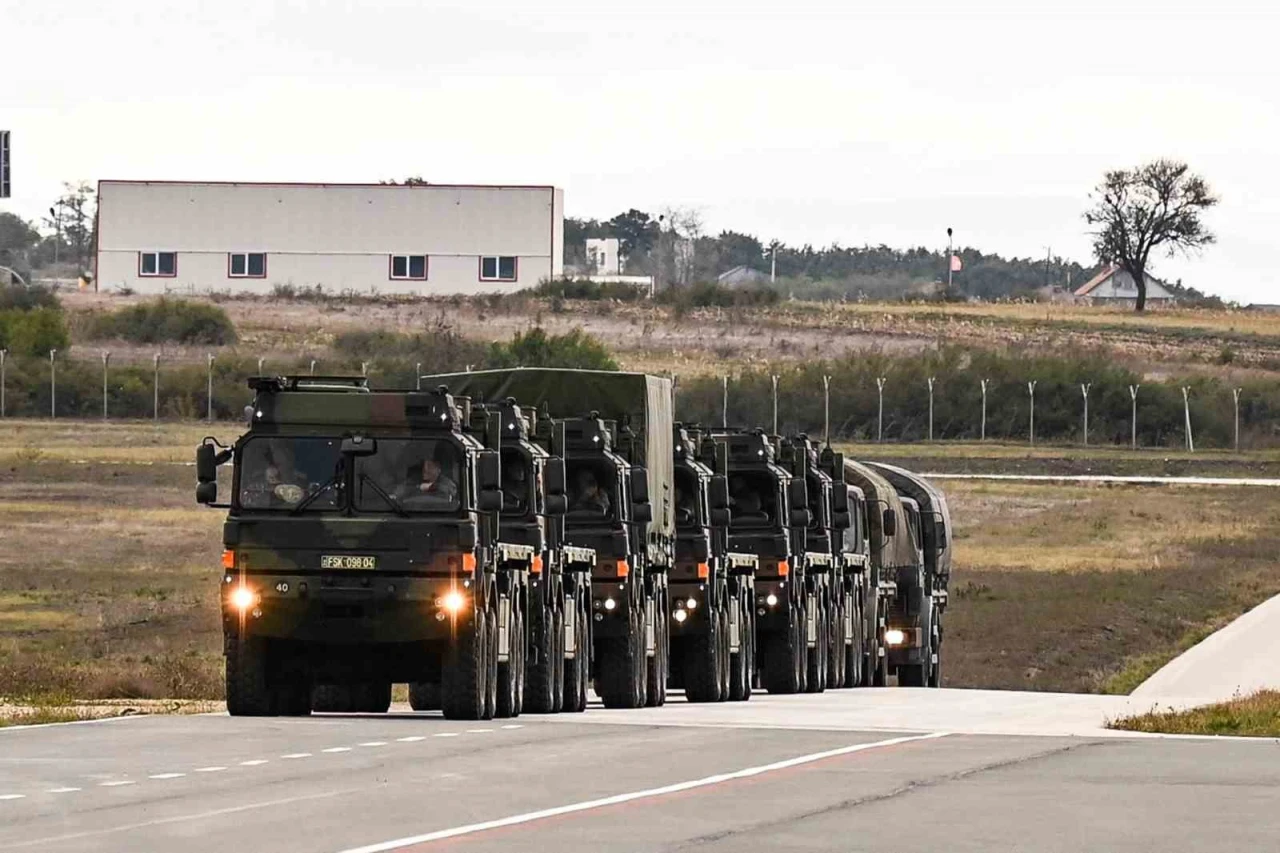 Kosova, binlerce Türk üretimi kamikaze dronu teslim aldı.