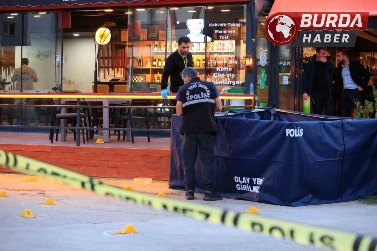 Antalya'da Akrabasını Tabancayla Öldüren Zanlı Adliyeye Sevk Edildi