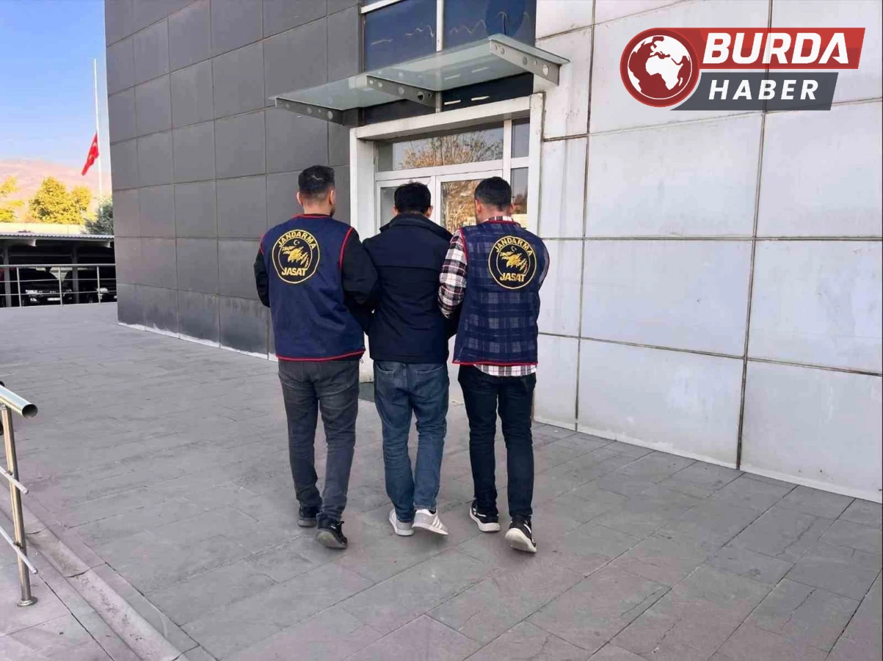 Bingöl'de  9 Yıl 10 Ay Hapis Cezalı Aranan Şahıs Yakalandı