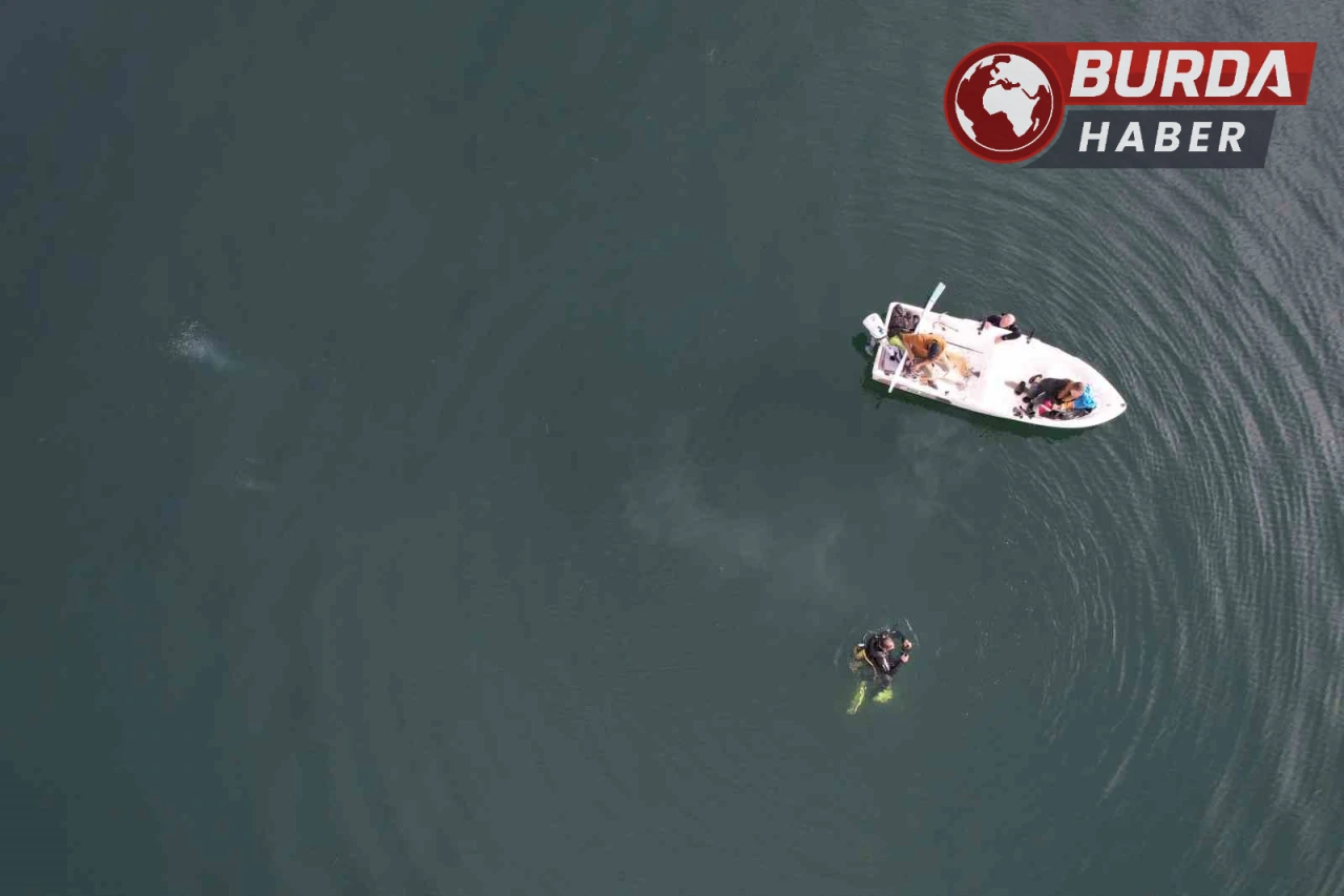 Sapanca Gölü'nde Endişe Veren Kabarcıklar Görüntülendi