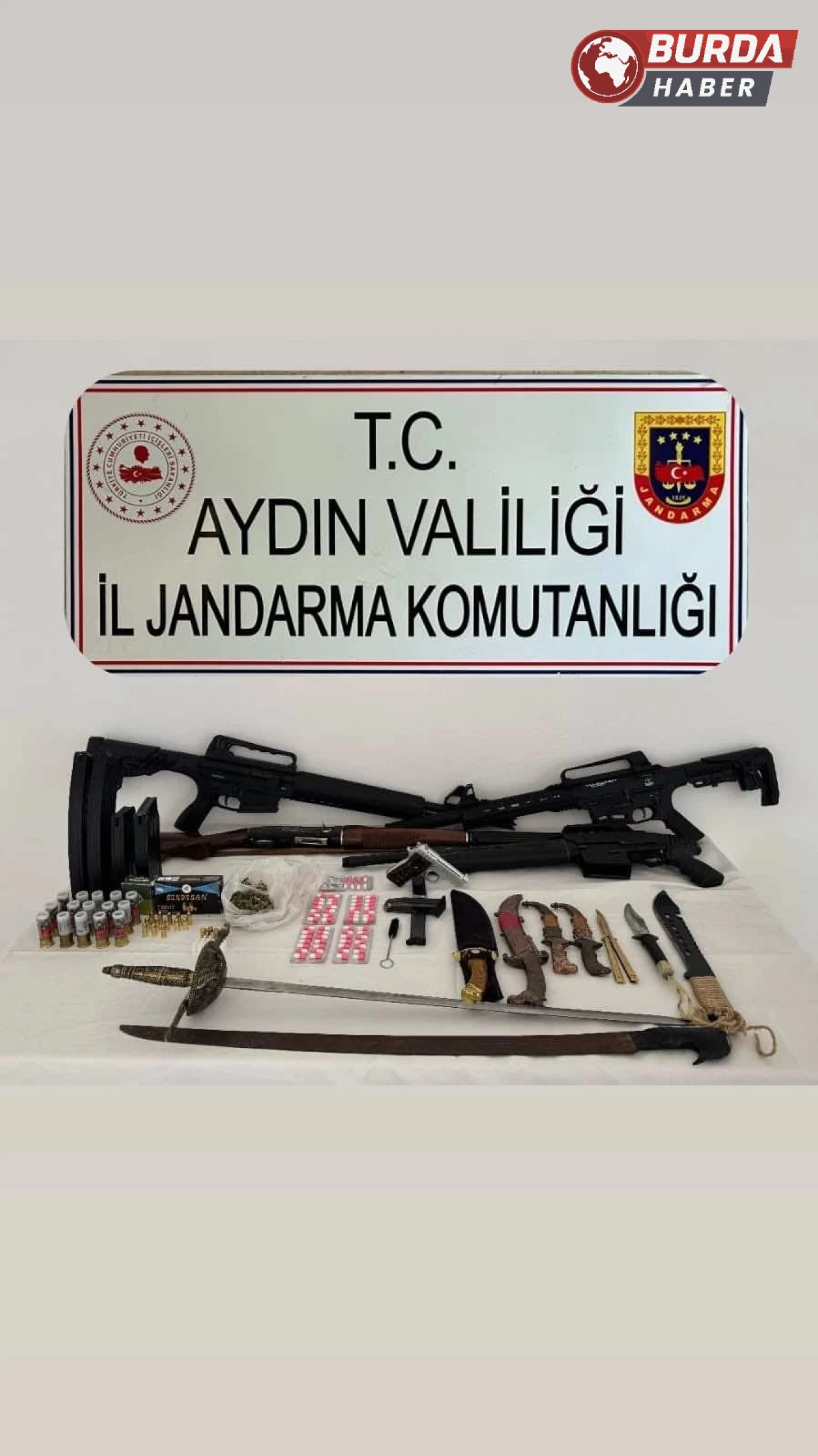 Jandarmadan silah kaçakçılarına operasyon: 10 kişi gözaltında