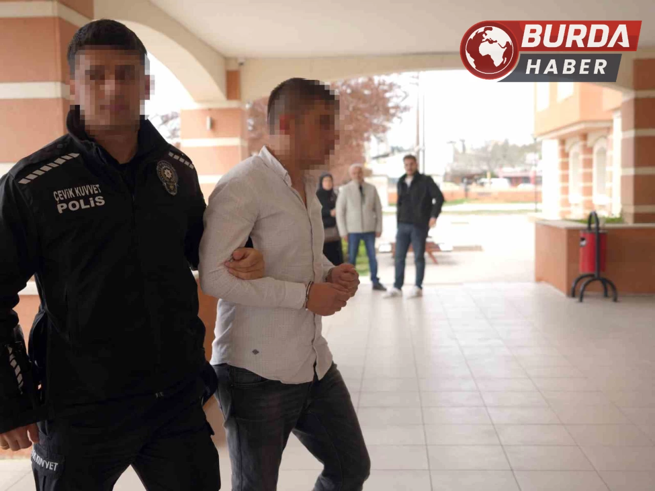 Uyuşturucu parası için araçta infaz davası sanıkları hakim karşısında