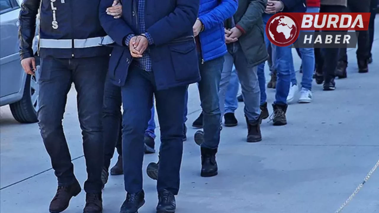 42 ildeki FETÖ’ye yönelik operasyonlarda 169 şüpheli yakalandı.