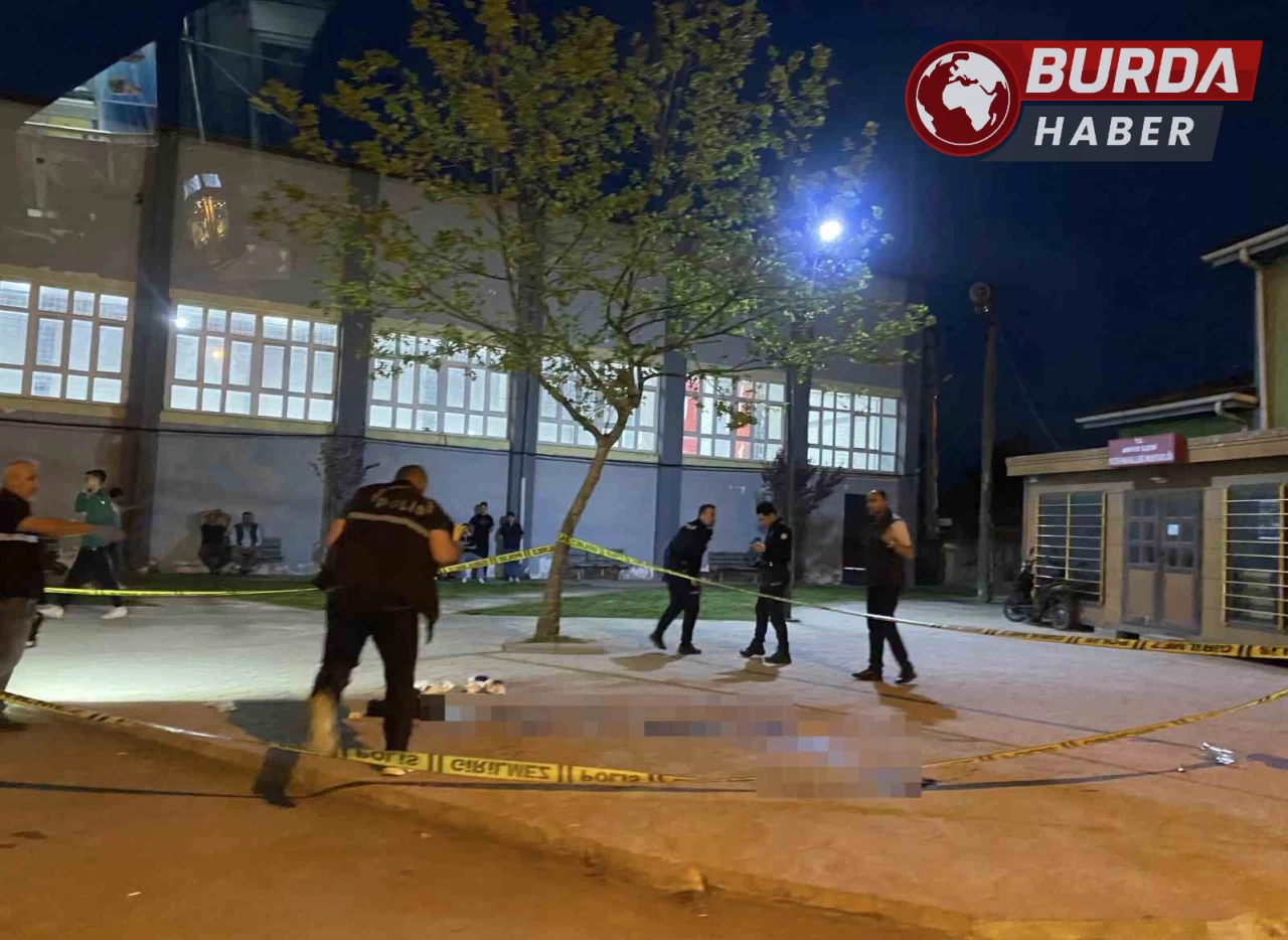15 yaşındaki çocuk, 17 yaşındaki çocuğu bıçakladı.