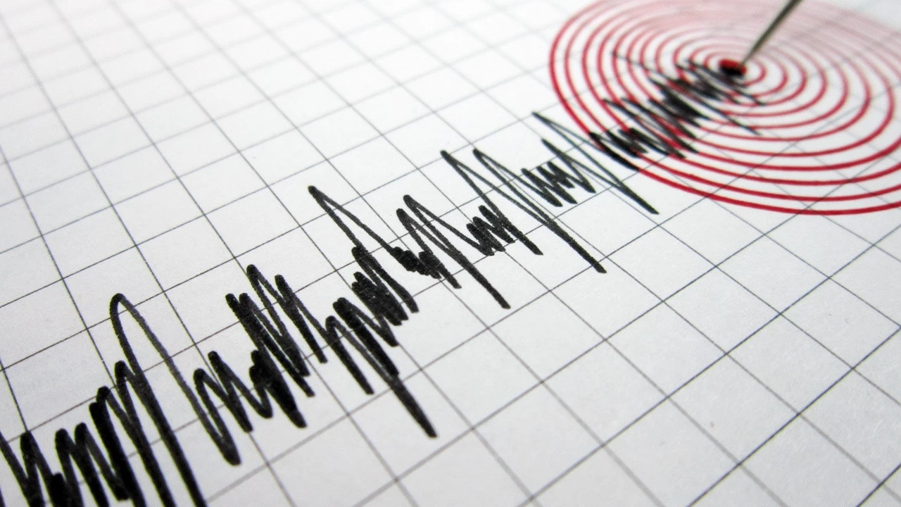 İstanbul’da 3.8 büyüklüğünde deprem meydana geldi.