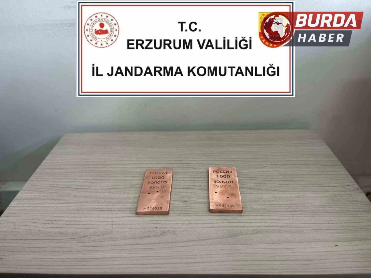 Jandarma ekipleri Erzurum’da 2 kilo sahte külçe altın ele geçirdi.