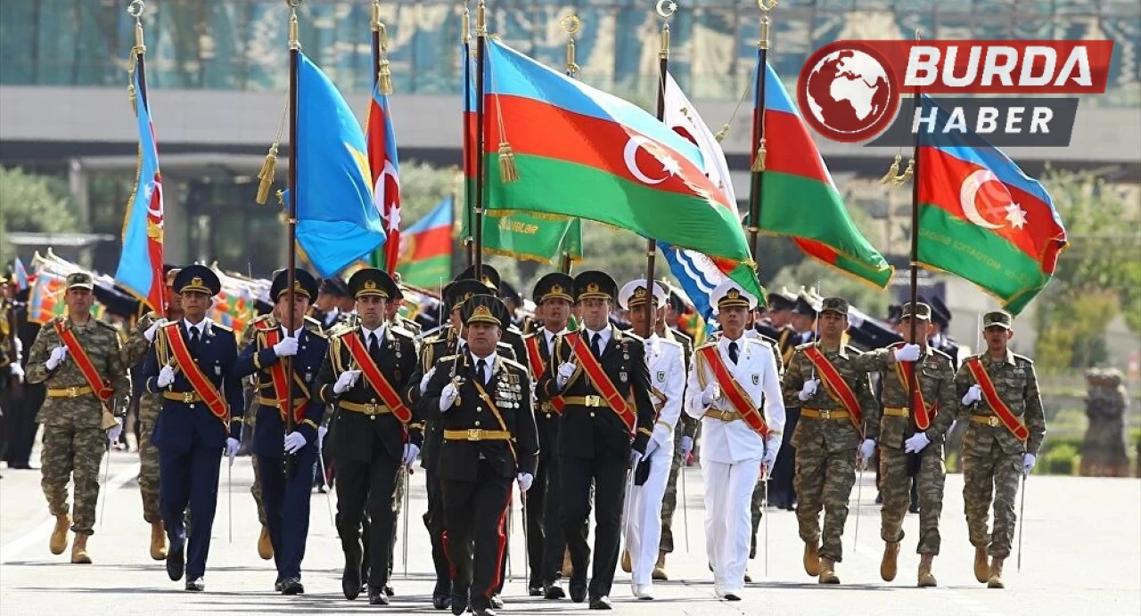 Azerbaycan’da Silahlı Kuvvetler Günü coşkuyla kutlandı.