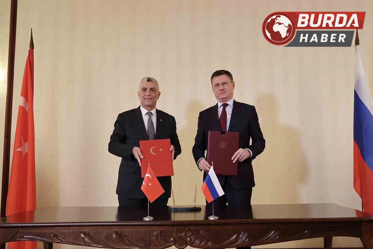 Bakan Bolat, Rusya Başbakan Yardımcısı Aleksandr Novak ile görüştü.
