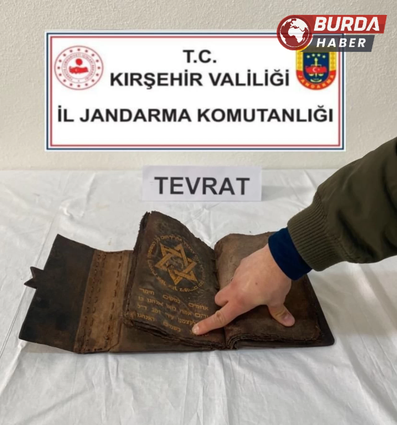 Akpınar’da 7 asırlık el yazması Tevrat ele geçirildi