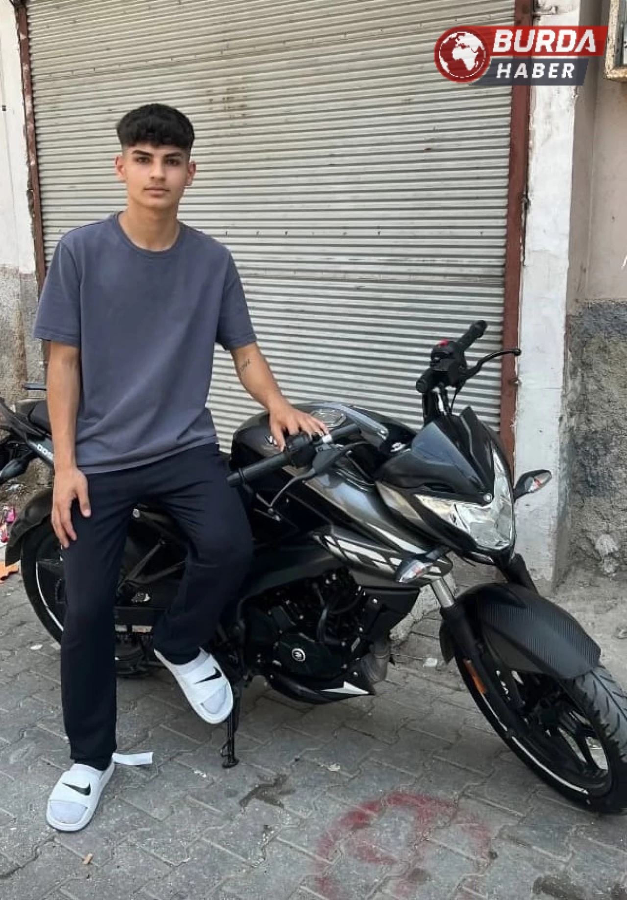 Yeğenini yakan amca, suçu ağabeyine atsa da cezadan kaçamadı.