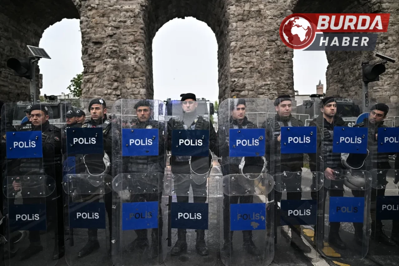 Saraçhane’de polis ekiplerine yabancı madde atan kişilere müdahale!