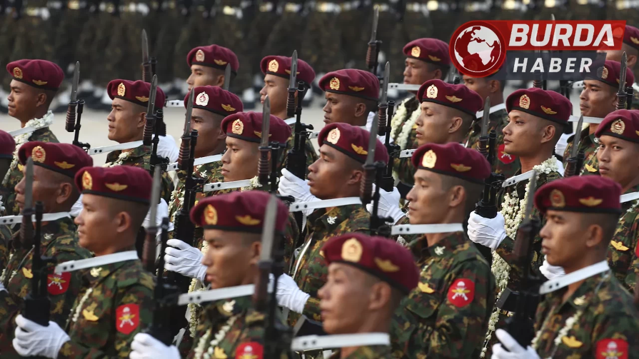 Myanmar, askeri cunta yönetimi altında yıl sonu seçime gidecek.