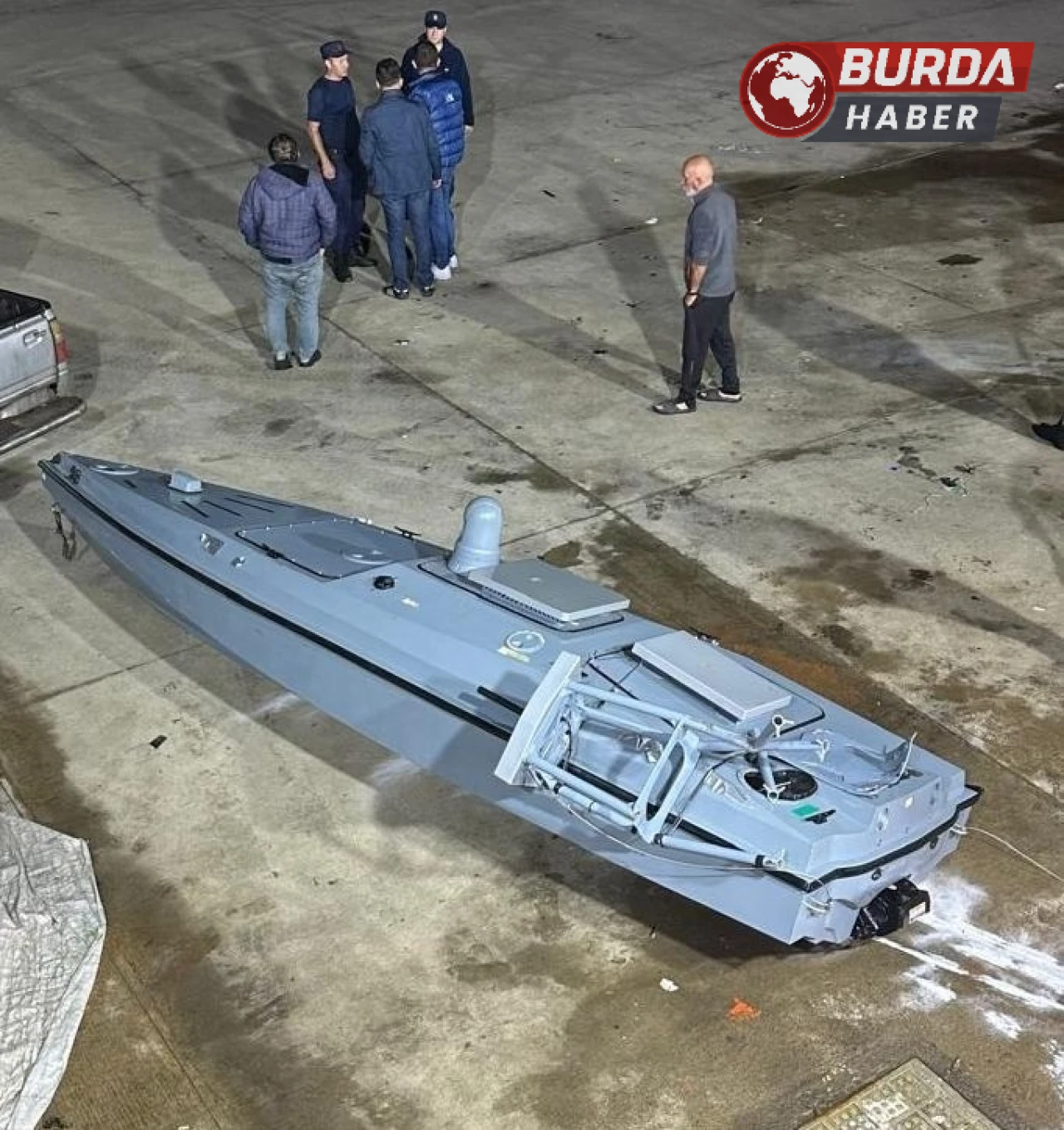 Trabzon’da menşei belirsiz bir insansız deniz aracı bulundu.
