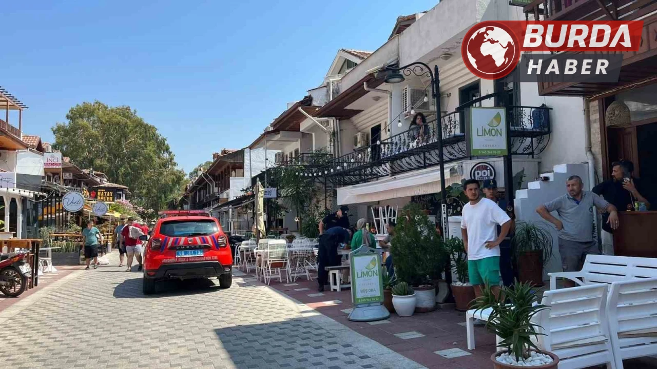 Muğla Akyaka’daki bir otel odasında bir kadın ölü bulundu.