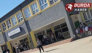 67 ortaokul öğrenci zehirlenme şüphesiyle hastaneye kaldırıldı.