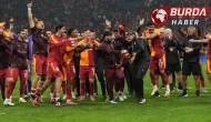 Galatasaray’da Liverpool galibiyeti sevinci marşlarla kutlandı.