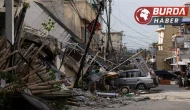 Filipinler’de 7.4 büyüklüğünde deprem oldu, tsunami uyarısı yapıldı.