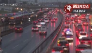 İstanbul'da Yağmurla Birlikte Trafik Yüzde 90'a Ulaştı