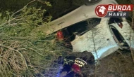Araç Devrildi: Sürücü, Kurtarma Ekipleri Tarafından Halatla Çıkartıldı