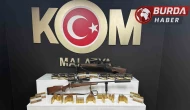 Malatya'da Ruhsatsız Silah Operasyonu: 2 Kişi Gözaltında