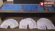 Sahte altın ile önce kuyumcuları sonra vatandaşları dolandırdılar.