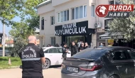 Soymak istedikleri kuyumcuya ateş ettiler, para makinasını vurdular.