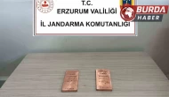 Jandarma ekipleri Erzurum’da 2 kilo sahte külçe altın ele geçirdi.