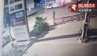 Sokakta karşılaştığı eski kocasını tabancayla vurdu.