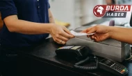 Bayrampaşa’da marketteki kasiyeri darp eden şüpheli yakalandı.