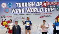 Denizlili kick boksçu Durdane Huy dünya şampiyonu oldu.