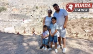 Ev yangınında eşi ve 2 çocuğu vefat eden itfaiye eri gözaltına alındı.
