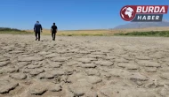Bitlis’in Adilcevaz ilçesindeki Heybeli Gölü tamamen kurudu.