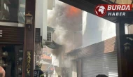 Tarihi çarşıda çıkan yangında zaman karşı mücadele ediliyor.