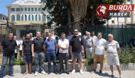 Satın aldıkları araçların kiralık olduğunu öğrenince şok oldular.