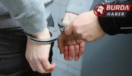 Eşinin yakınlarını bilerek ezdiği iddia edilen koca tutuklandı.