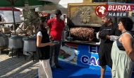 Ulubey festivalinde 300 kilo sahte sucuk yakalandı.