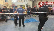 Esenyurt’ta servis minibüsü anne oğlu ezdi, çocuk hayatını kaybetti.