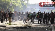 Endonezya’da hükümet karşıtı protestolar şiddet olaylarına dönüştü.