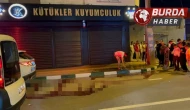 Kalabalığın arasına dalıp husumetlisini başından vurdu.
