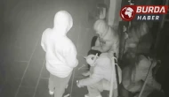 Gece Yarısı Rahatlıkla Hırsızlık Yapan 3 Şahıs Kameralara Yakalandı