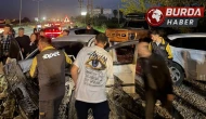 Kontrolden çıkan otomobil park halindeki araçları hurdaya çevirdi