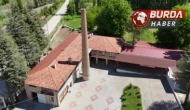 1950’lerden kalan gül yağı fabrikası ziyaretçilerini ağırlıyor