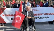 Gazi, tekerlekli sandalyeyle yaptığı yürüyüşle ilham kaynağı oldu.