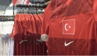 Bursaspor Taraftarlarını Sevindiren Haber: Yepyeni Ay Yıldızlı Forma Bursastore'da Satışta!