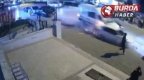 Ambulansın karıştığı zincirleme kazada 3 kişi yaralandı