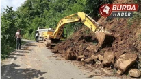Heyelan nedeniyle ulaşıma kapanan 236 mahalle yolu açıldı